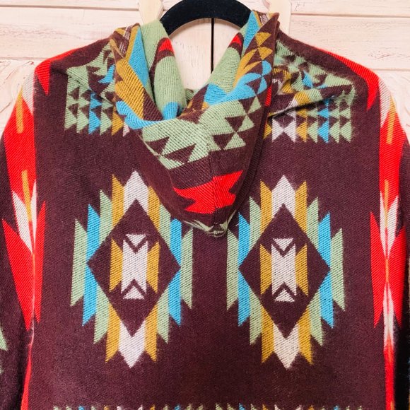 Bohemian Tribal Hooded Poncho - Picture 3 of 4